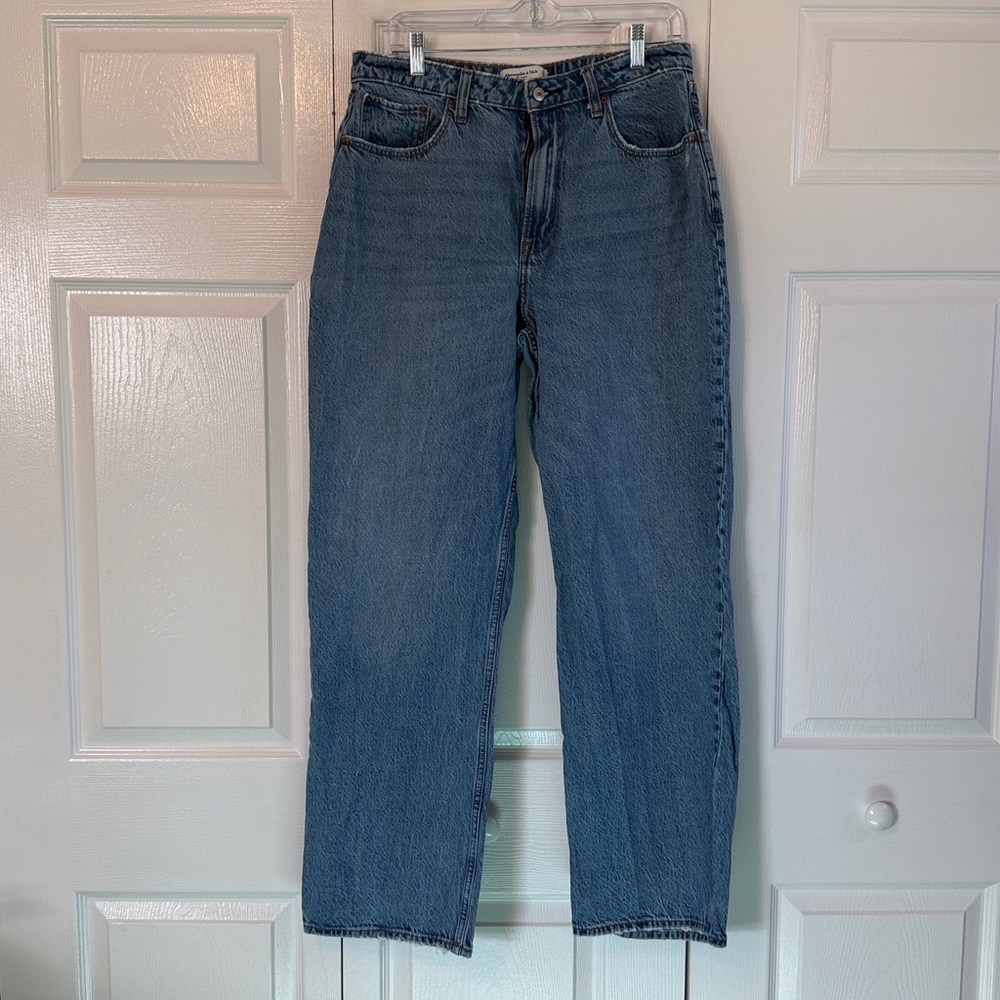 Abercrombie & Fitch The Loose High Rise Jeans